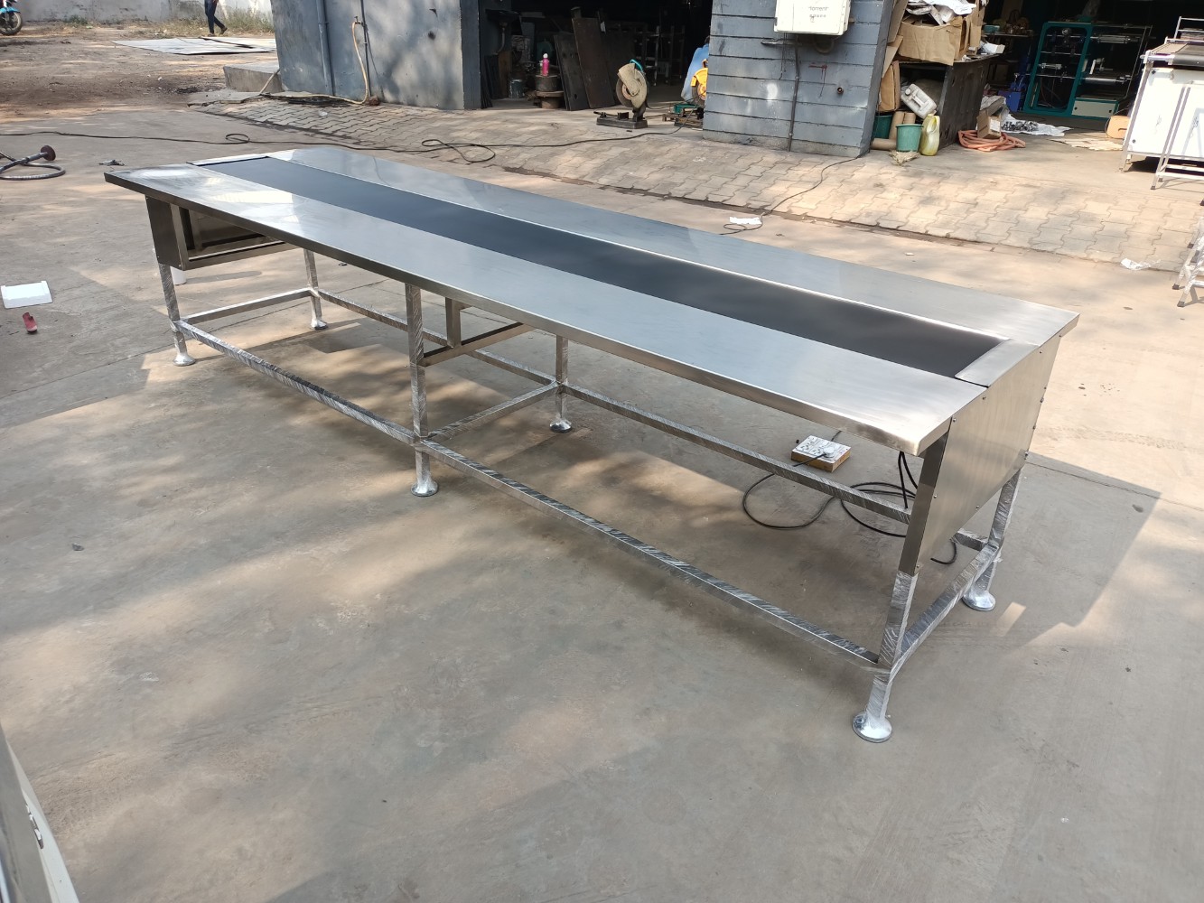 Belt Conveyor Machine during assembly and testing